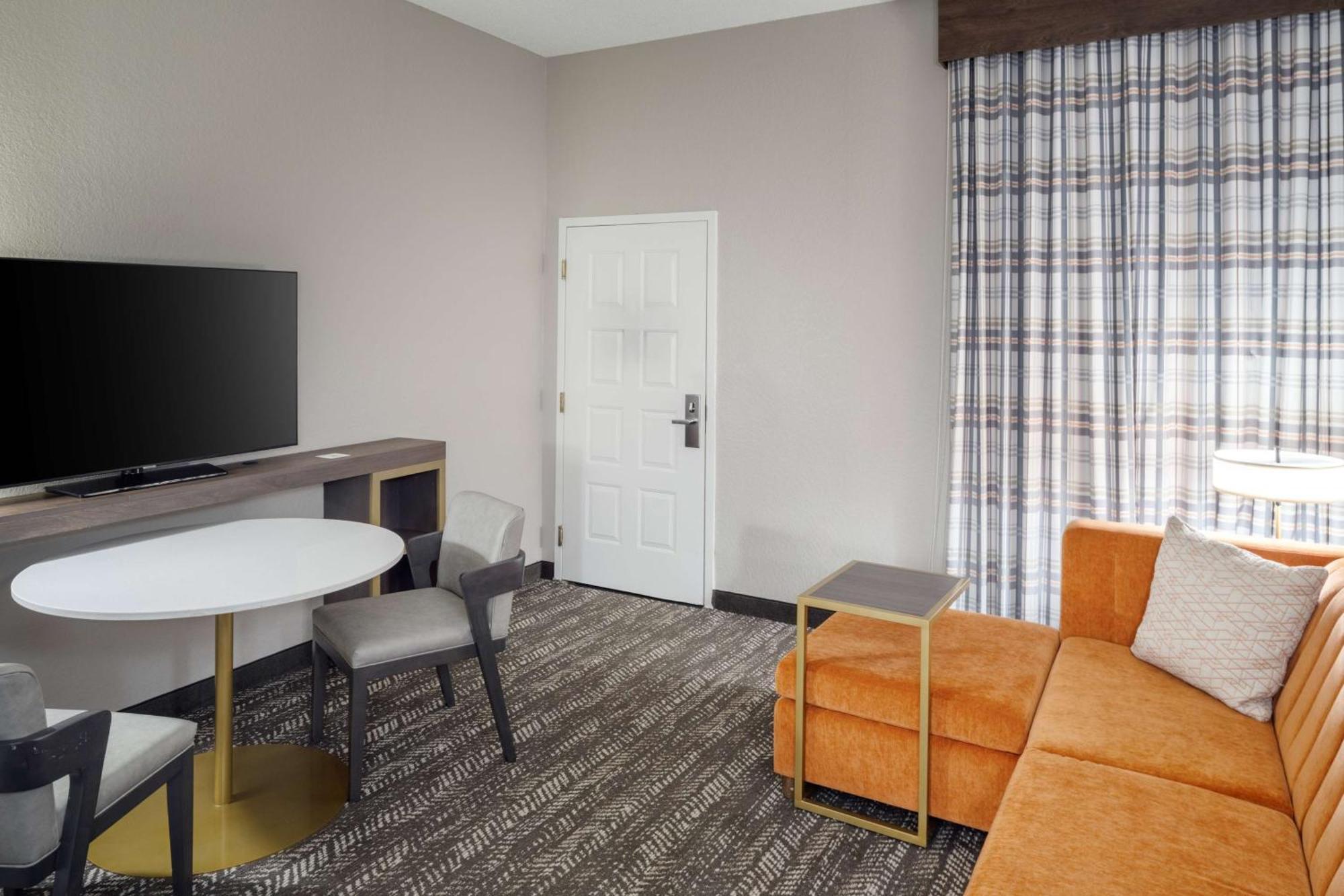 Embassy Suites By Hilton Orlando North Алтамонте Спрингс Екстериор снимка